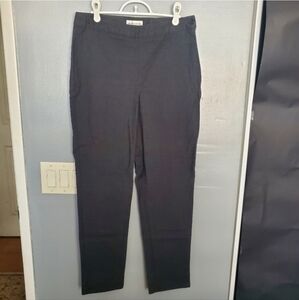 Tape measure womans pants size 10.